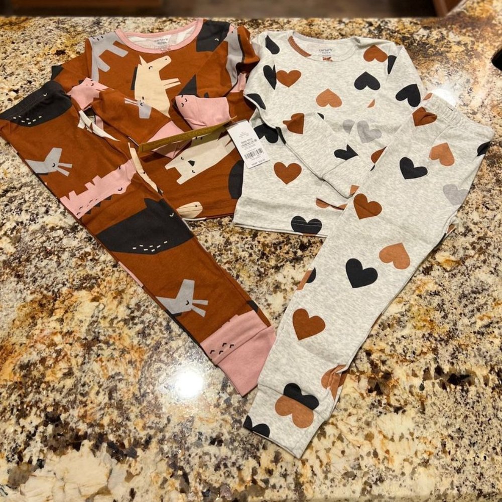 4T New (NWT) Carter's Girl's 4-Piece Pajamas: Size 4T